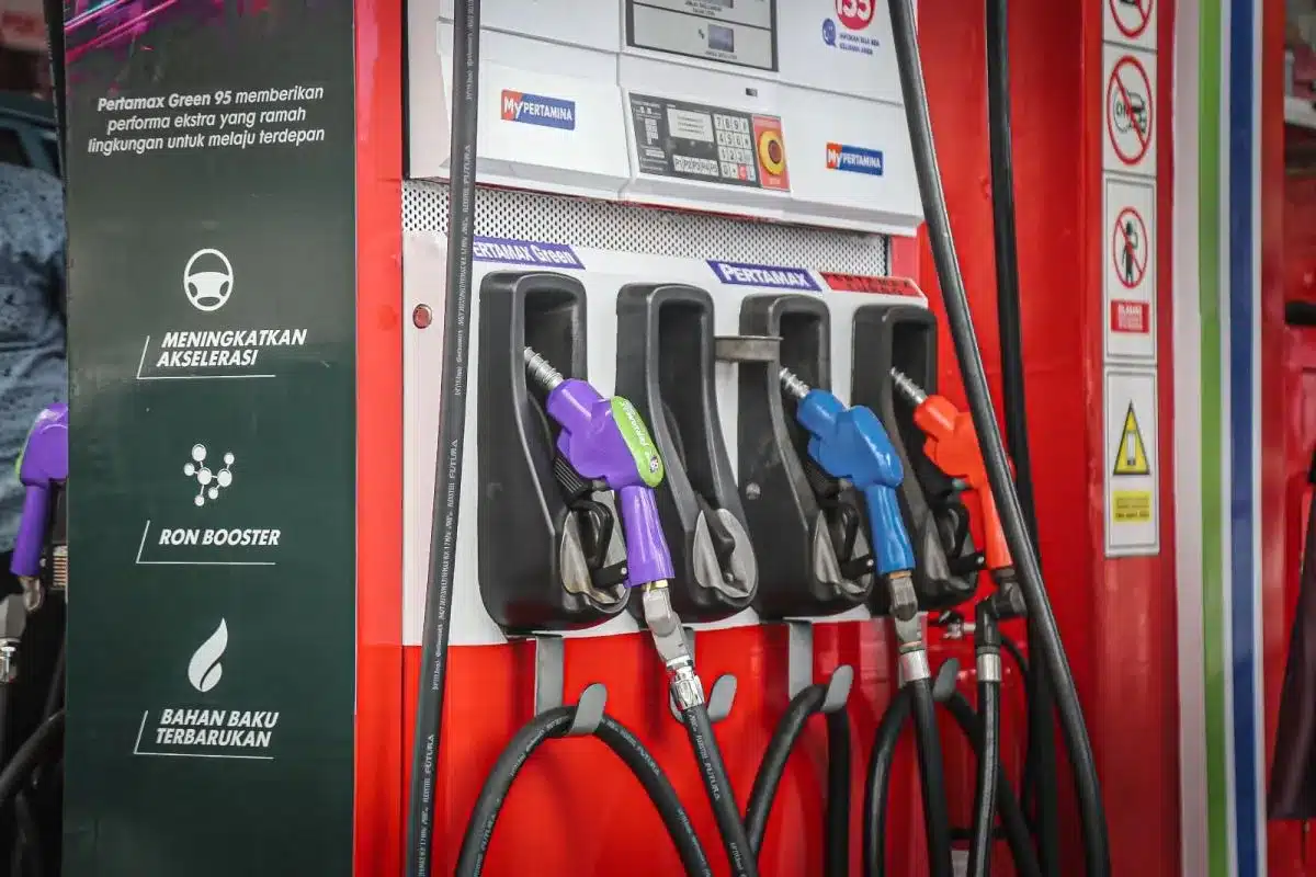 Pertamina Lakukan Penyesuaian Harga Pertamax Series dan Dex Series 58 PT Pertamina Patra Niaga menurunkan harga BBM non-subsidi untuk Pertamax Series dan Dex Series di Surabaya, Jawa Timur, pada Minggu (1/9/2024).