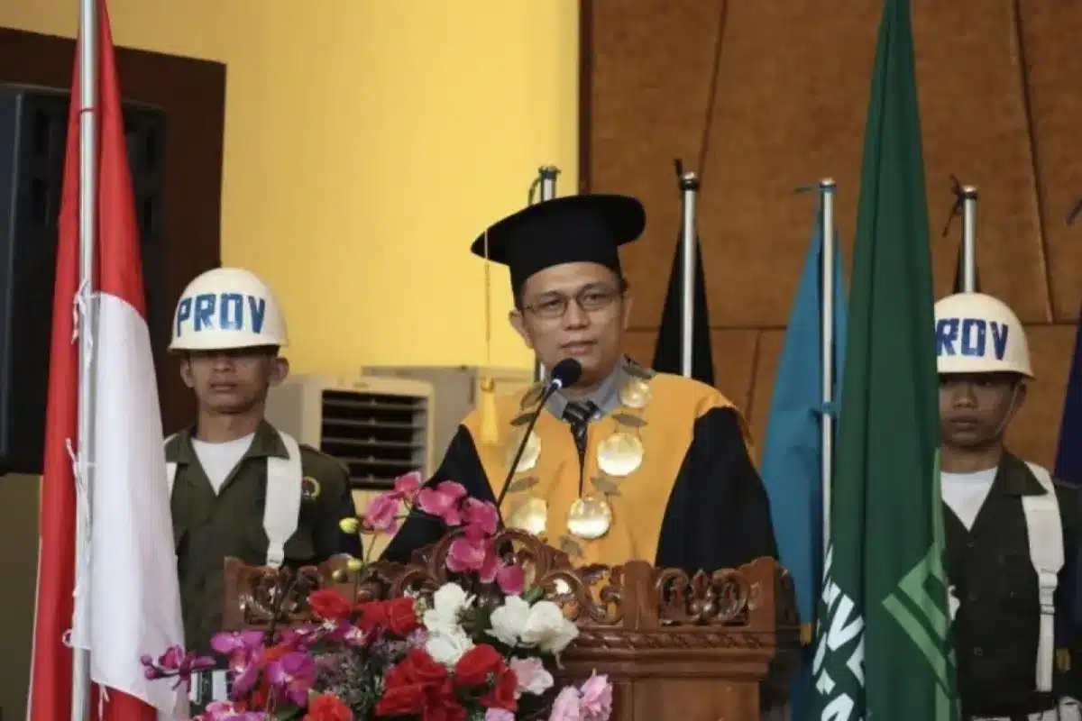 Rektor UIN Suska Riau Prof. Khairunnas Rajab Ditetapkan Tersangka 44 Rektor UIN Suska Riau, Prof. Dr. Khairunnas Rajab. UIN Suska.