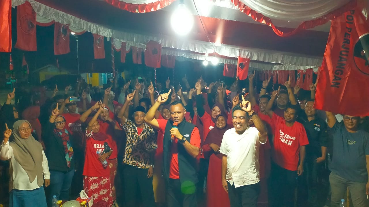 Wacana Penolakan Paslon Wali Kota Tidore Masi Aman di Desa Beringin Jaya Tidak Benar 38 Kampanye Paslon Wali Kota Tidore Kepulauan Jargon Masi Aman di Desa Beringin Jaya.