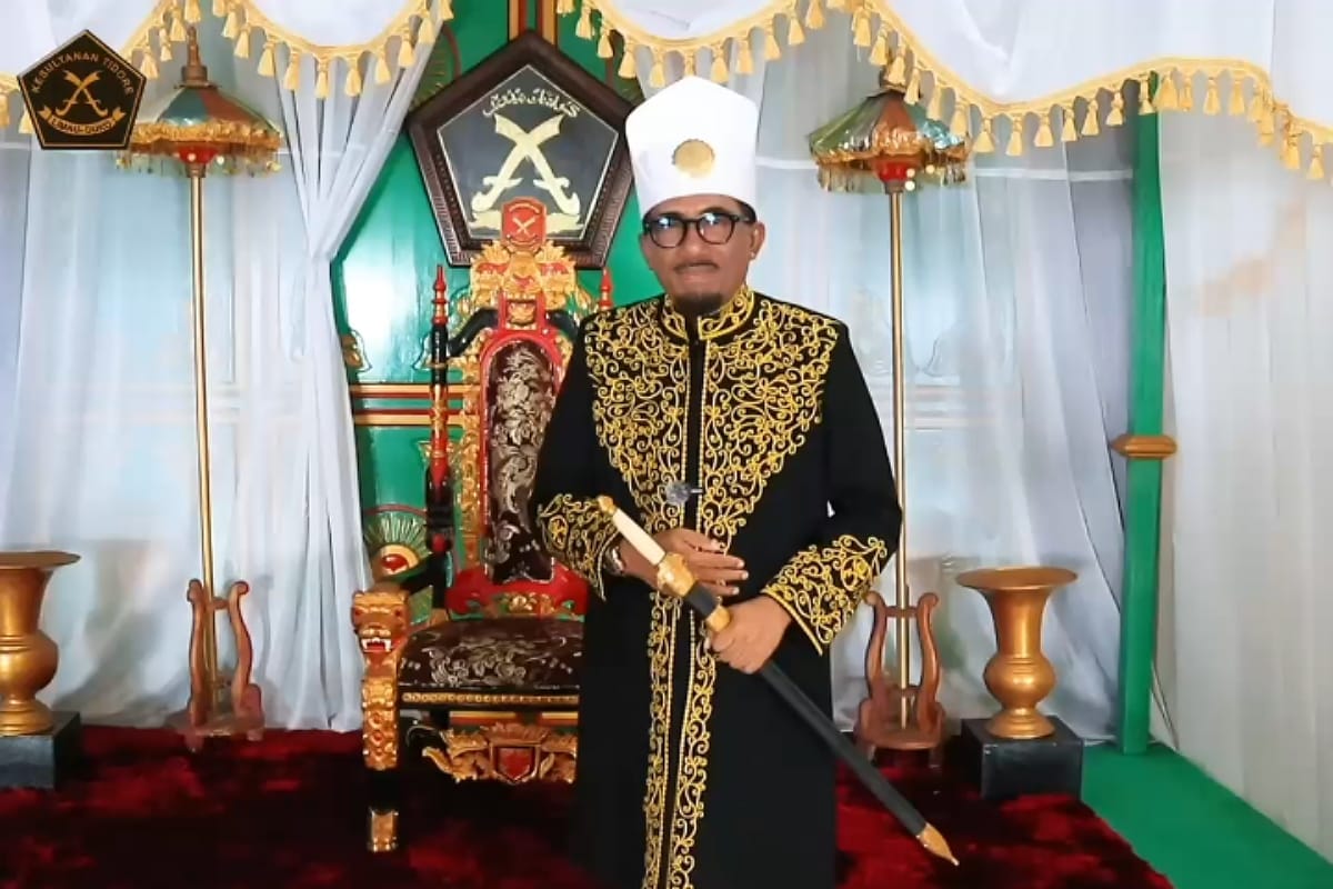 Sultan Tidore ke 37 Haji Husain Sjah.