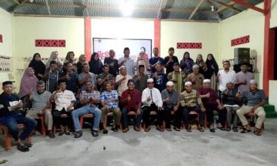Foto Anggota DPRD Kota Tidore Kepulauan Nurul Asnawiah, bersama perwakilan tokoh-tokoh di Kelurahan Mareku.