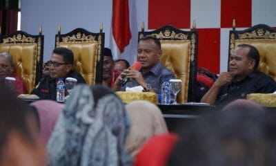 Wakil Wali Kota Tidore Kepulauan, Muhammad Sinen, memimpin Rapat Evaluasi Kinerja PPPK.