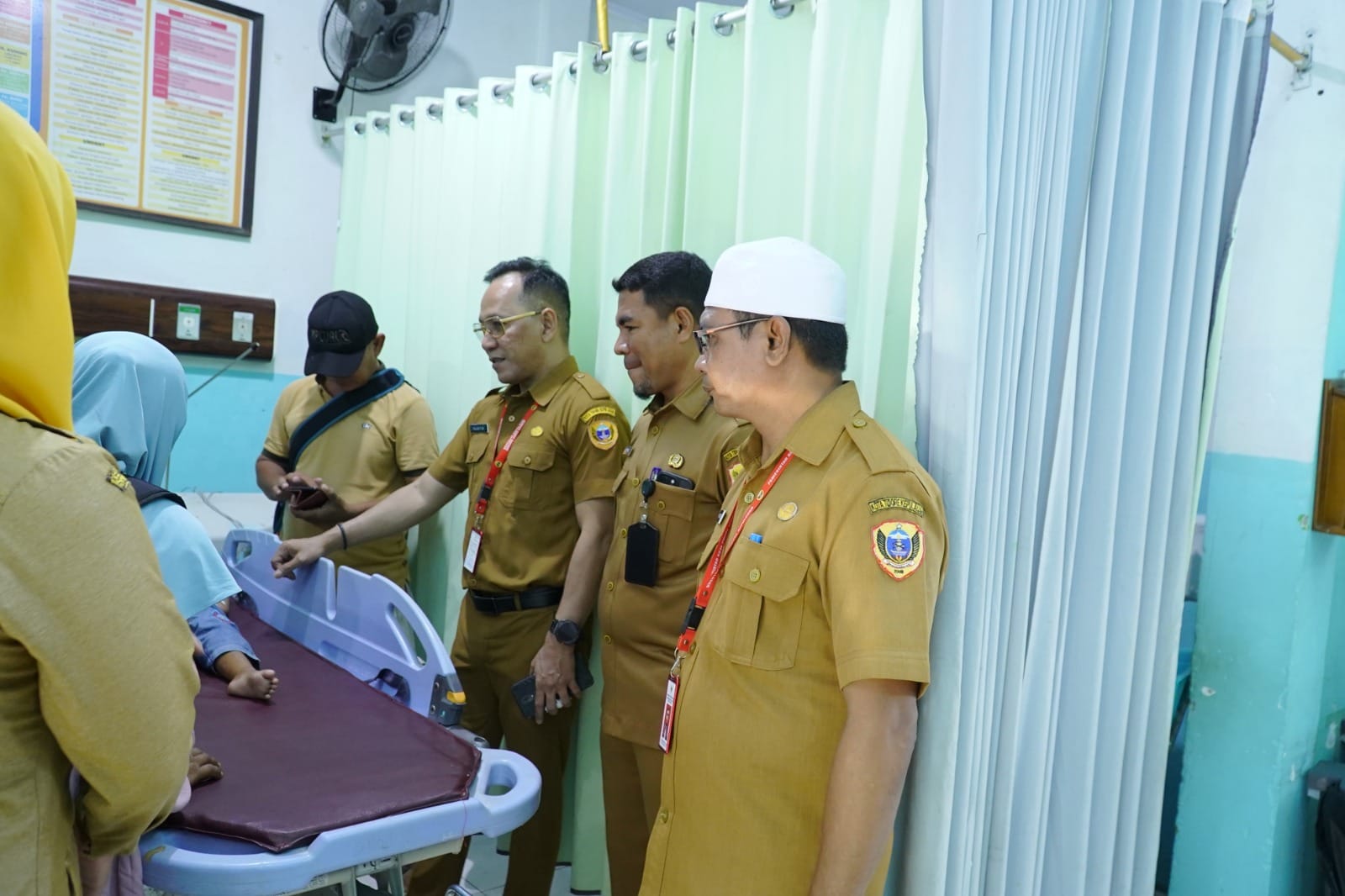 TPPS Kota Tidore Fasilitasi Seorang Pasien Bayi untuk Berobat Intensif di RSUD Kota 39 TPPS Kota Tidore Fasilitasi Seorang Pasien Bayi untuk Berobat Intensif di RSUD Kota.
