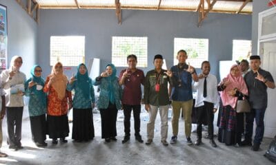 Momen peresmian Gedung Bank Sampah Induk Ino Makumote milik DLH Tidore.