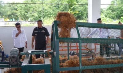Wali Kota Tidore Muhammad Sinen bersama Wakil Wali Kota Tidore Ahmad Laiman Tinjau IKM Sentra Kelapa Terpadu Akelamo.