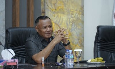 Walikota Tidore Kepulauan, Muhammad Sinen, SE memberikan arahan pada Rapat Persiapan keikutsertaan Kota Tidore pada Musyawarah Nasional (Munas) Ke-VII APEKSI Tahun 2025 di ruang rapat Walikota.