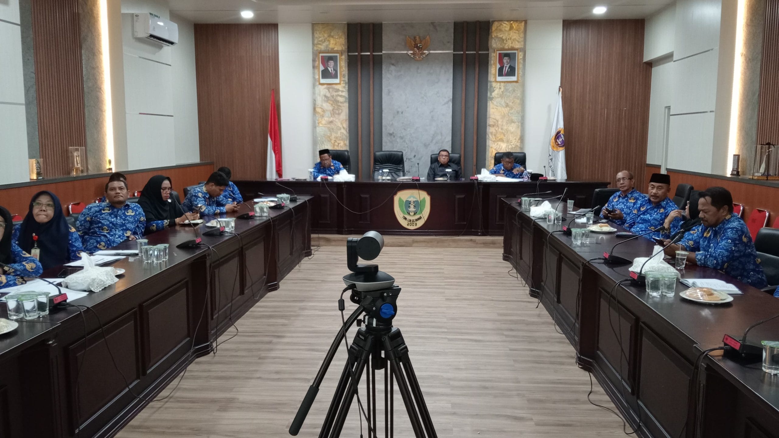 Sosialisasi Pedoman MCSP Tahun 2025 untuk Area Pelayanan Publik, Penganggaran, dan Optimalisasi Pendapatan Daerah secara virtual melalui Zoom Meeting.