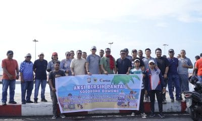 Kerja bakti gabungan membersihkan kawasan wisata Tugulufa hingga area tepi pantai, Jumat (2/5/2025).