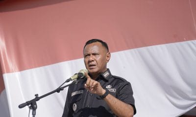 Wali Kota Tidore Kepulauan Muhammad Sinen, SE memimpin apel Gabungan ASN, Non ASN, dan PPPK Pasca Libur di halaman Kantor Wali Kota, Rabu 14 Mei 2025.