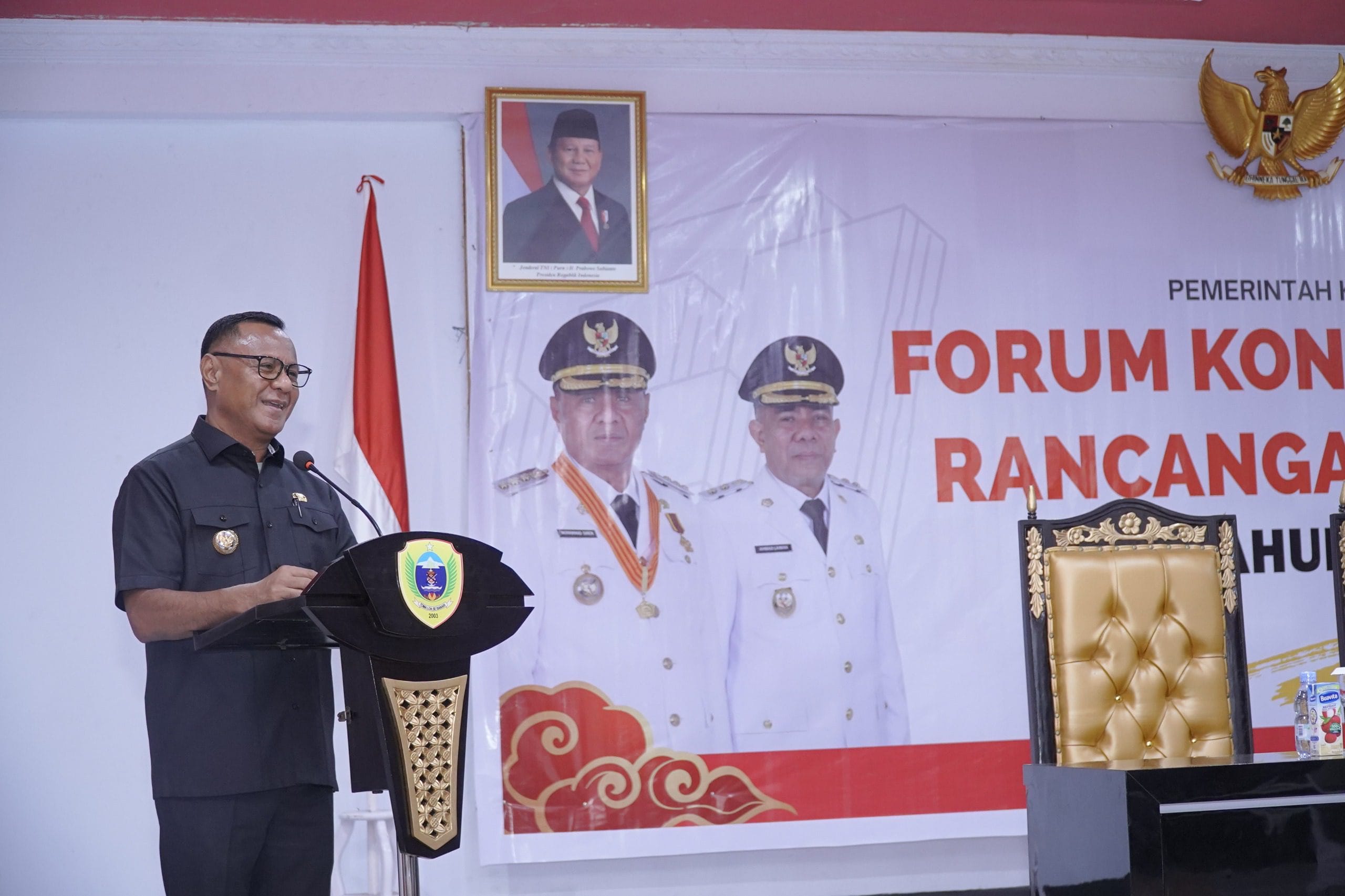 Visi Pembangunan Jangka Panjang Tidore 2025-2045: Maju, Sejahtera, dan Berkelanjutan dalam Bingkai Toma Loa Se Banari 38 Wali Kota Tidore Kepulauan, Muhammad Sinen.