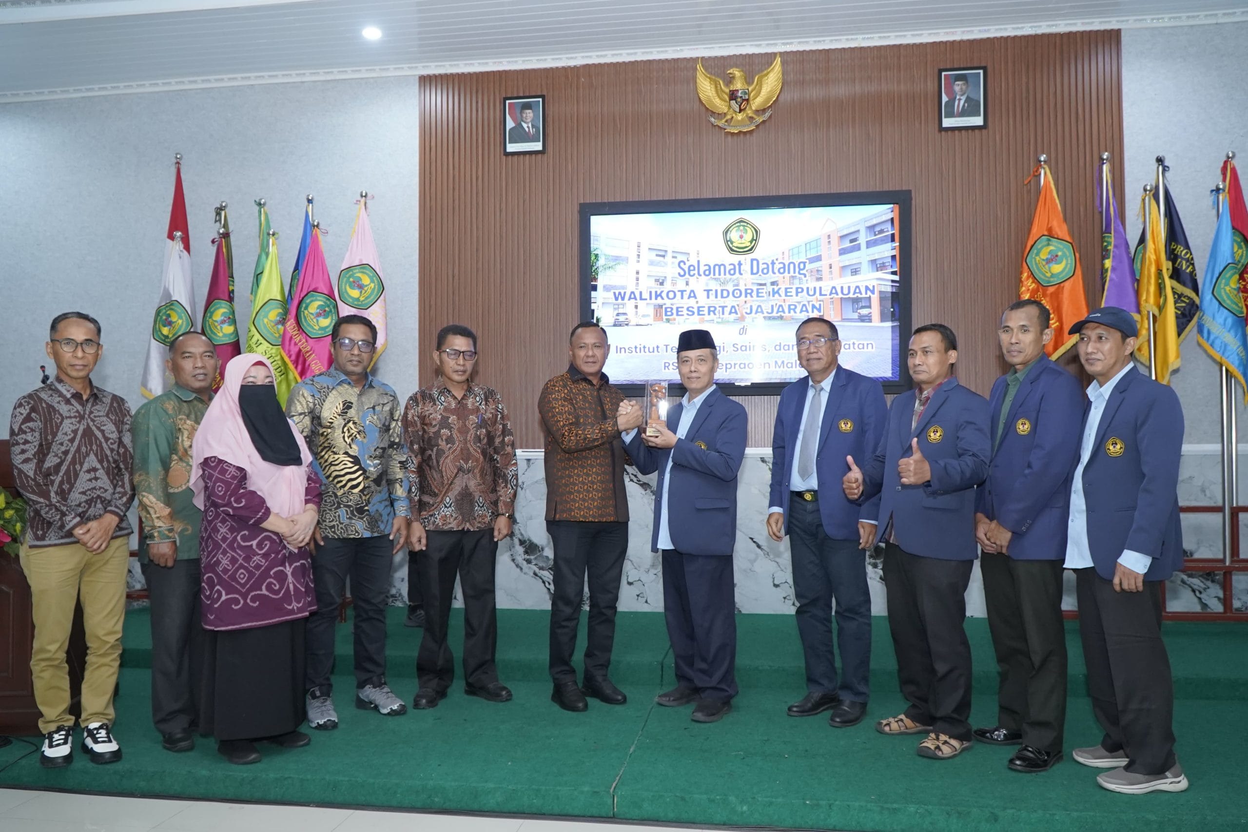 Pemkot Tidore Teken MoU dengan ITSK Malang untuk Tingkatkan SDM Kesehatan 39 Pemkot Tidore Teken MoU dengan ITSK Malang untuk Tingkatkan SDM Kesehatan.