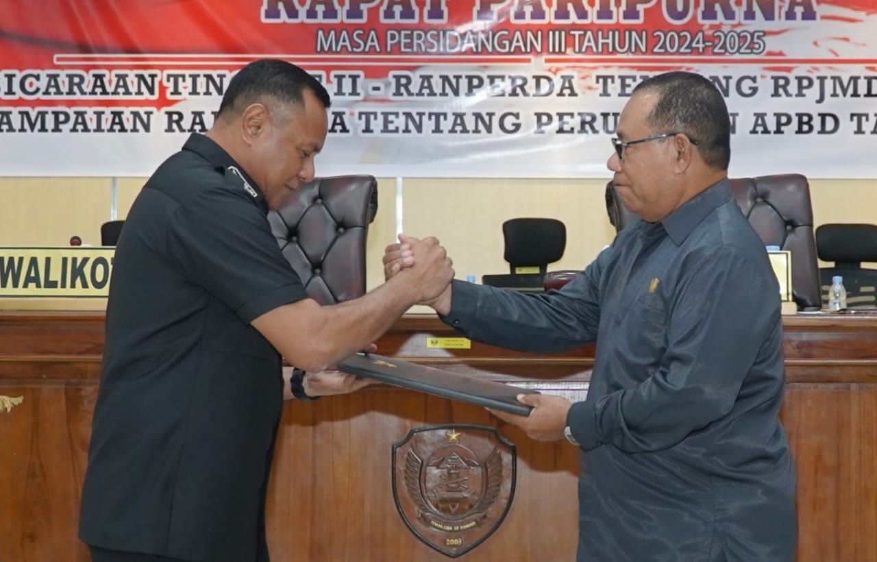 Efisiensi Anggaran: Pemkot dan DPRD Tidore Sepakat Bangun Rumah Dinas Bagi Anggota Dewan 38 Efisiensi Anggaran: Pemkot dan DPRD Tidore Sepakat Bangun Rumah Dinas Bagi Anggota Dewan