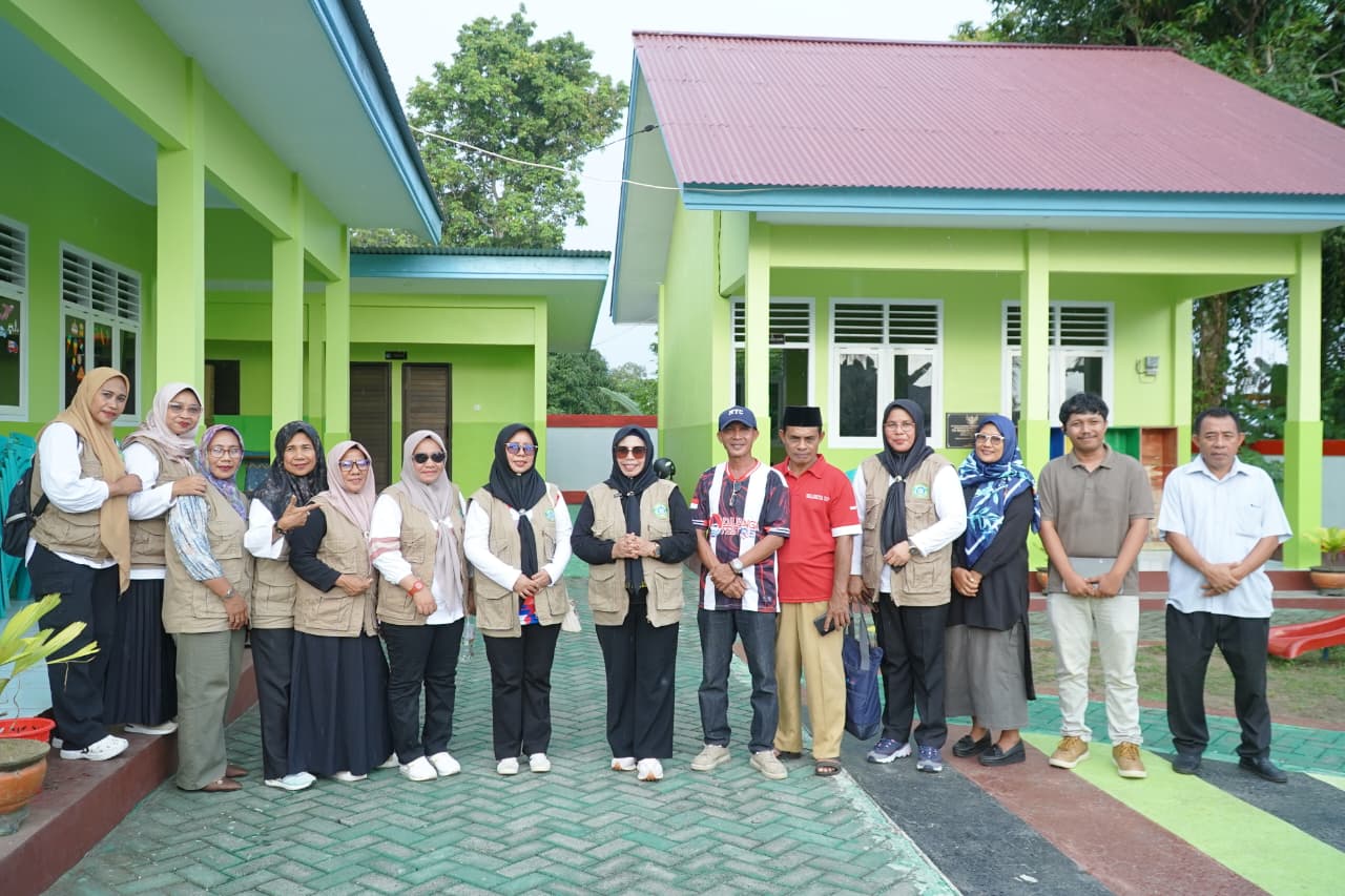 Pantau Langsung MC.0, Bunda PAUD Harap Pembangunan Rampung Tepat Waktu 38 Pantau Langsung MC.0, Bunda PAUD Harap Pembangunan Rampung Tepat Waktu.