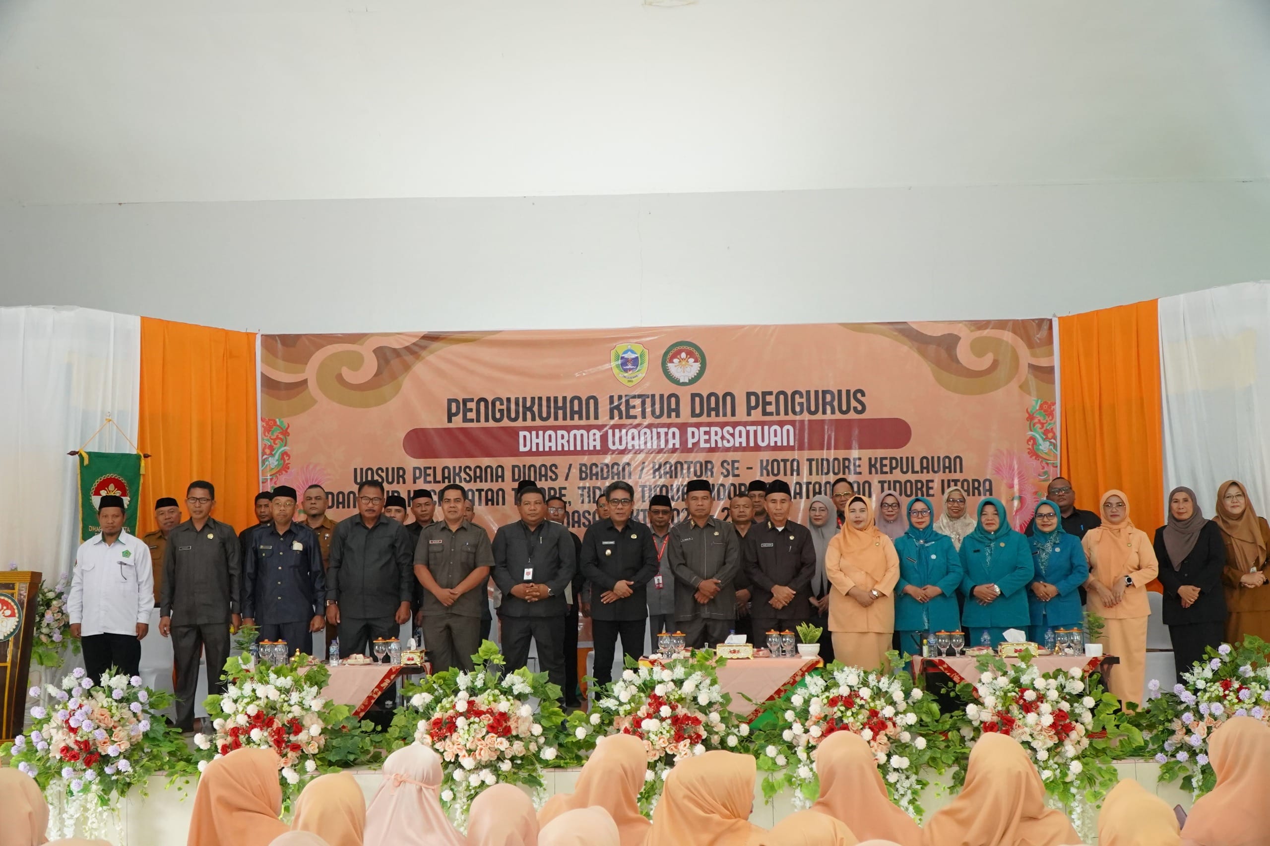 Pengukuhan Serentak Pengurus Dharma Wanita Persatuan Unsur Pelaksana Dinas/Badan/Kantor se-Kota Tidore Kepulauan dan empat kecamatan di Pulau Tidore untuk masa bakti 2024–2029.