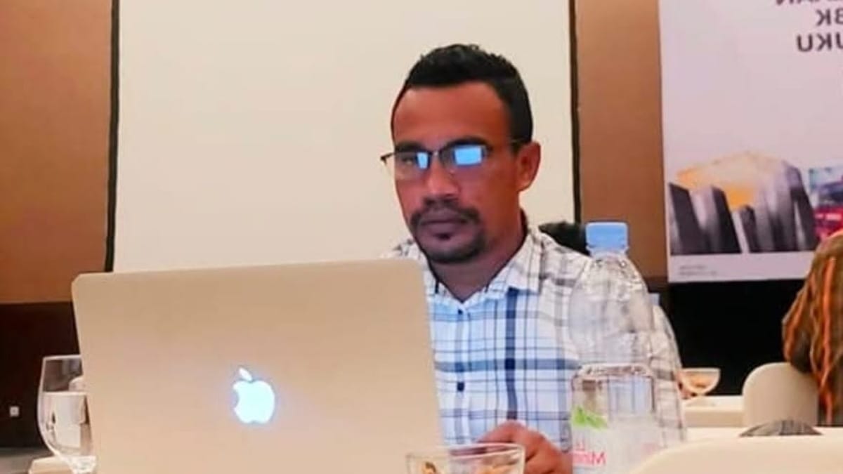 Muhammad Julham, S.Hut., M.Hut Pengajar Program Studi Manajemen Hutan, Fakultas Pertanian dan Kehutanan, Universitas Nuku Tidore.