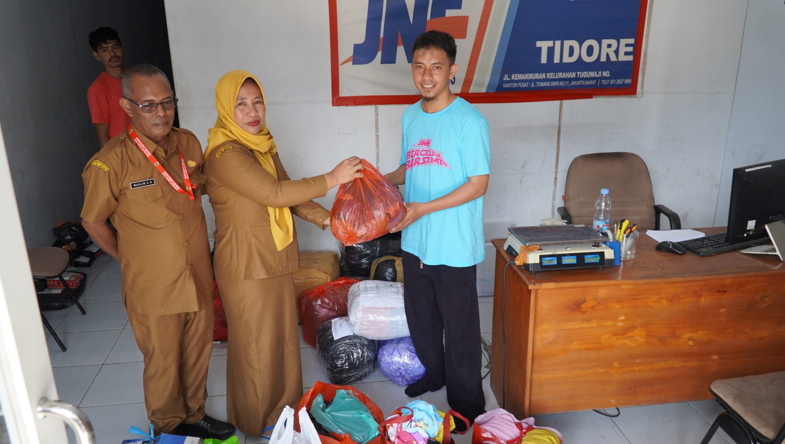 Prokompim Tidore Kirim Bantuan untuk Korban Bencana di Aceh dan Sumatera.