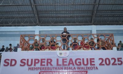 Wali Kota Tidore Kepulauan Resmi Buka Turnamen Sepak Bola Piala Wali Kota SD Super League 2025