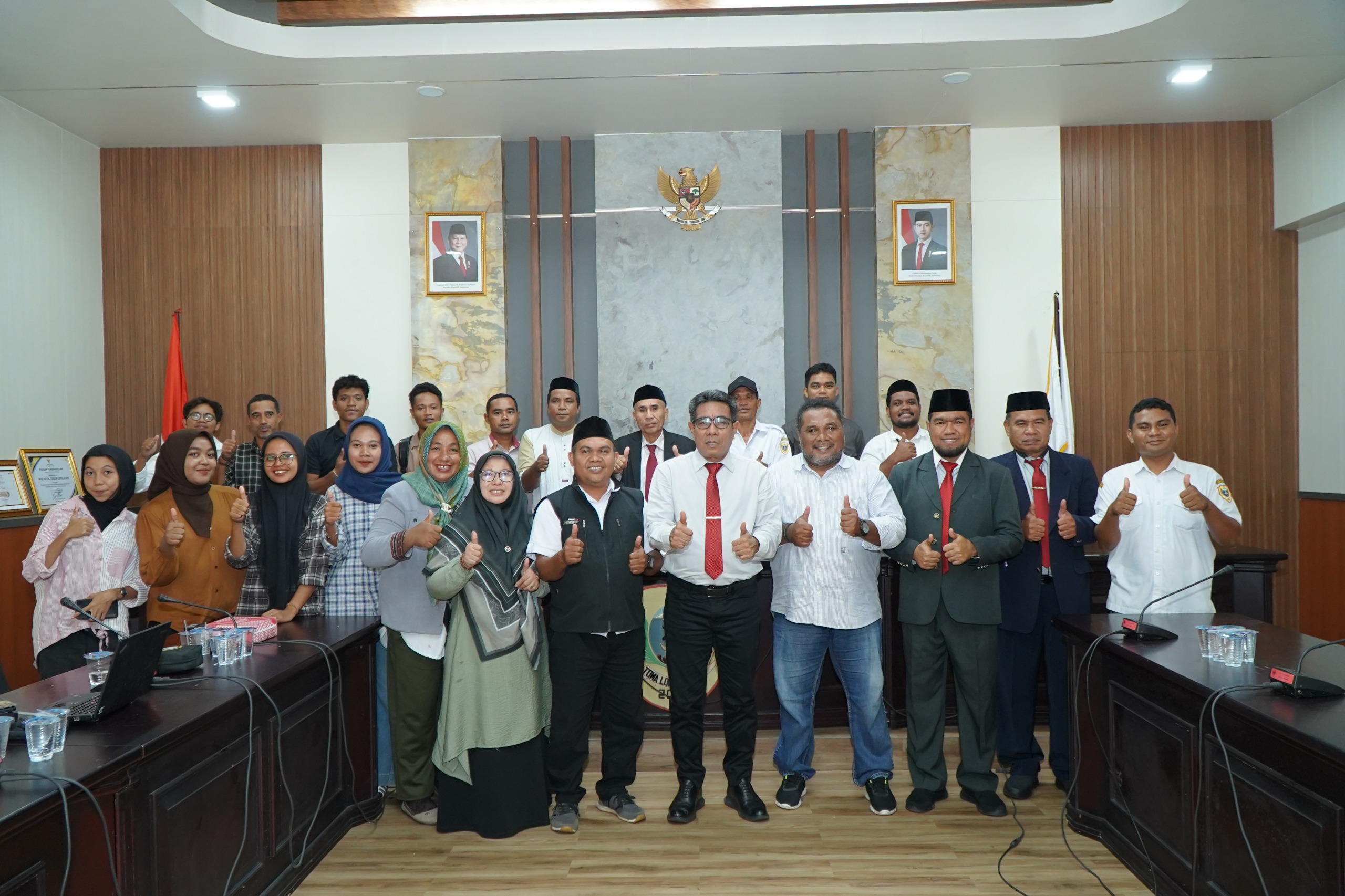 Audiensi Forum Peduli Bahasa Tidore, Pemkot Tegaskan Komitmen Pelestarian 39 Audiensi Forum Peduli Bahasa Tidore, Pemkot Tegaskan Komitmen Pelestarian.