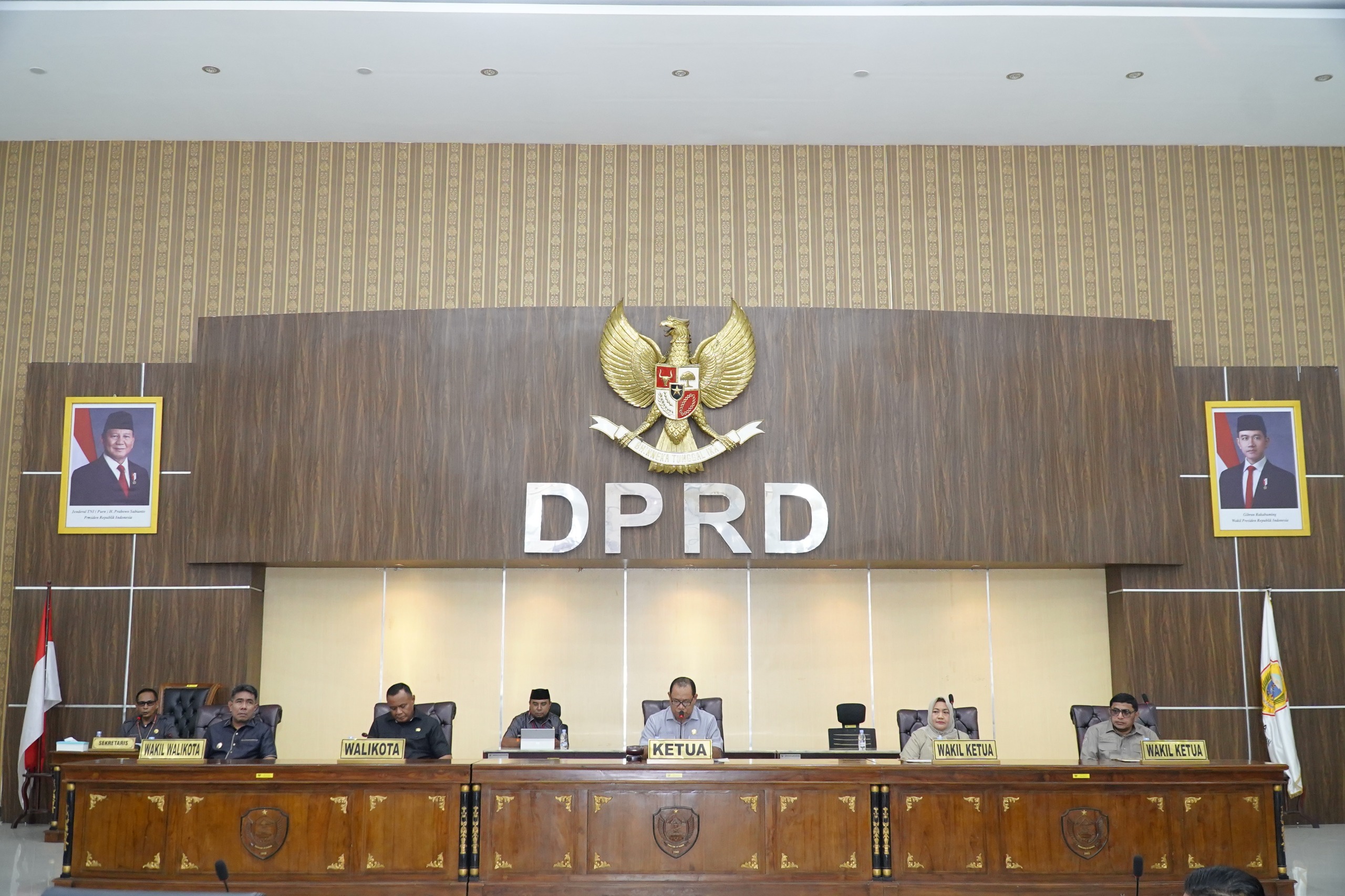 DPRD Tidore Kepulauan Dengarkan Pandangan Fraksi terhadap Ranperda Hak Penyandang Disabilitas.