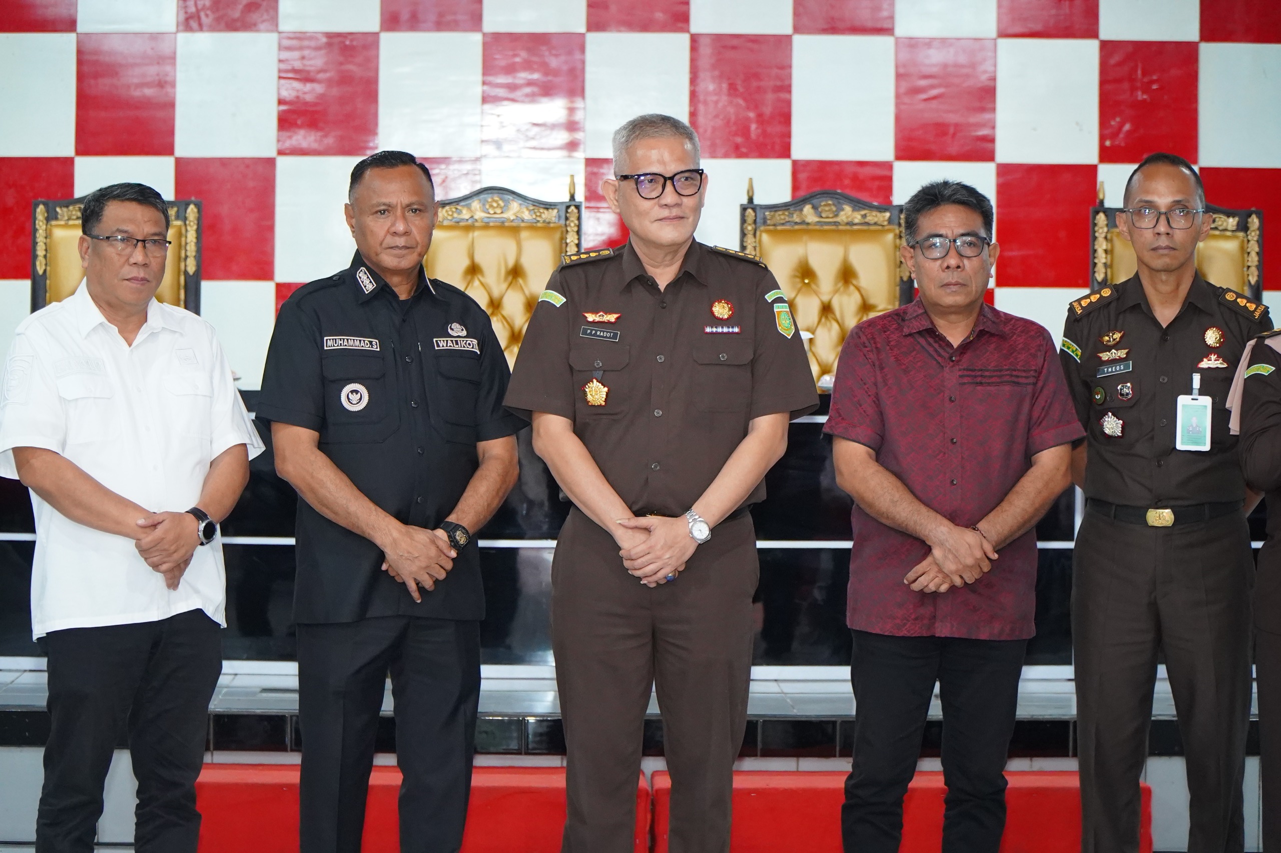 Perdana, Kejati Malut Gandeng Pemkot Tidore Gelar Sosialisasi Penerangan Hukum.