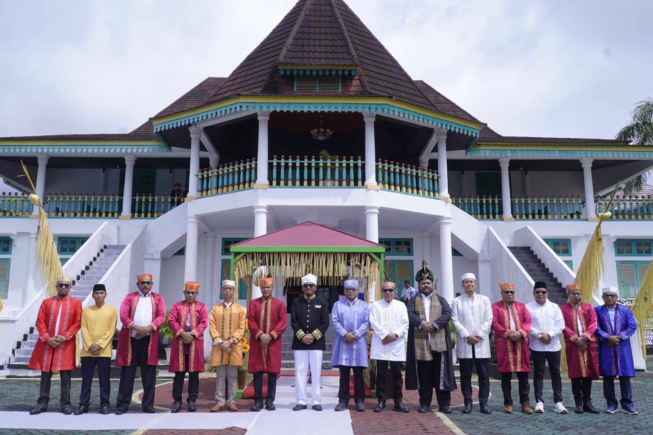 Upacara Puncak HJT ke-918 Berlangsung Khidmat di Kedaton Tidore.