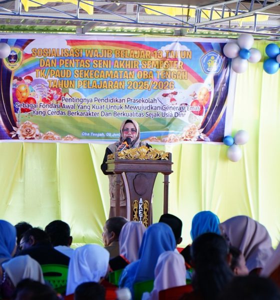Bunda PAUD Tidore Hadiri Sosialisasi Wajib Belajar 13 Tahun dan Pelepasan 151 Siswa PAUD/TK se-Kecamatan Oba Tengah.
