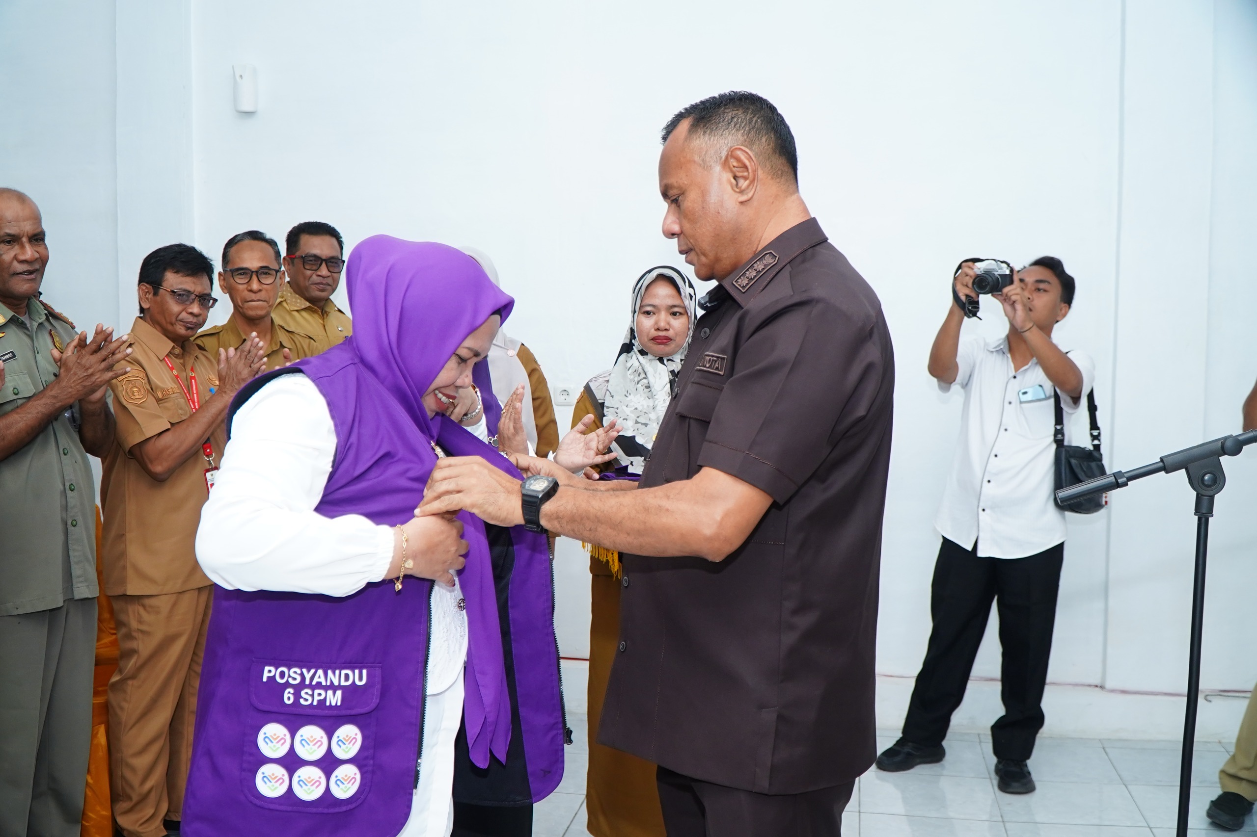 Wali Kota Kukuhkan Tim Pembina Posyandu Kota Tidore Kepulauan Periode 2025–2029 39 Wali Kota Kukuhkan Tim Pembina Posyandu Kota Tidore Kepulauan Periode 2025–2029.