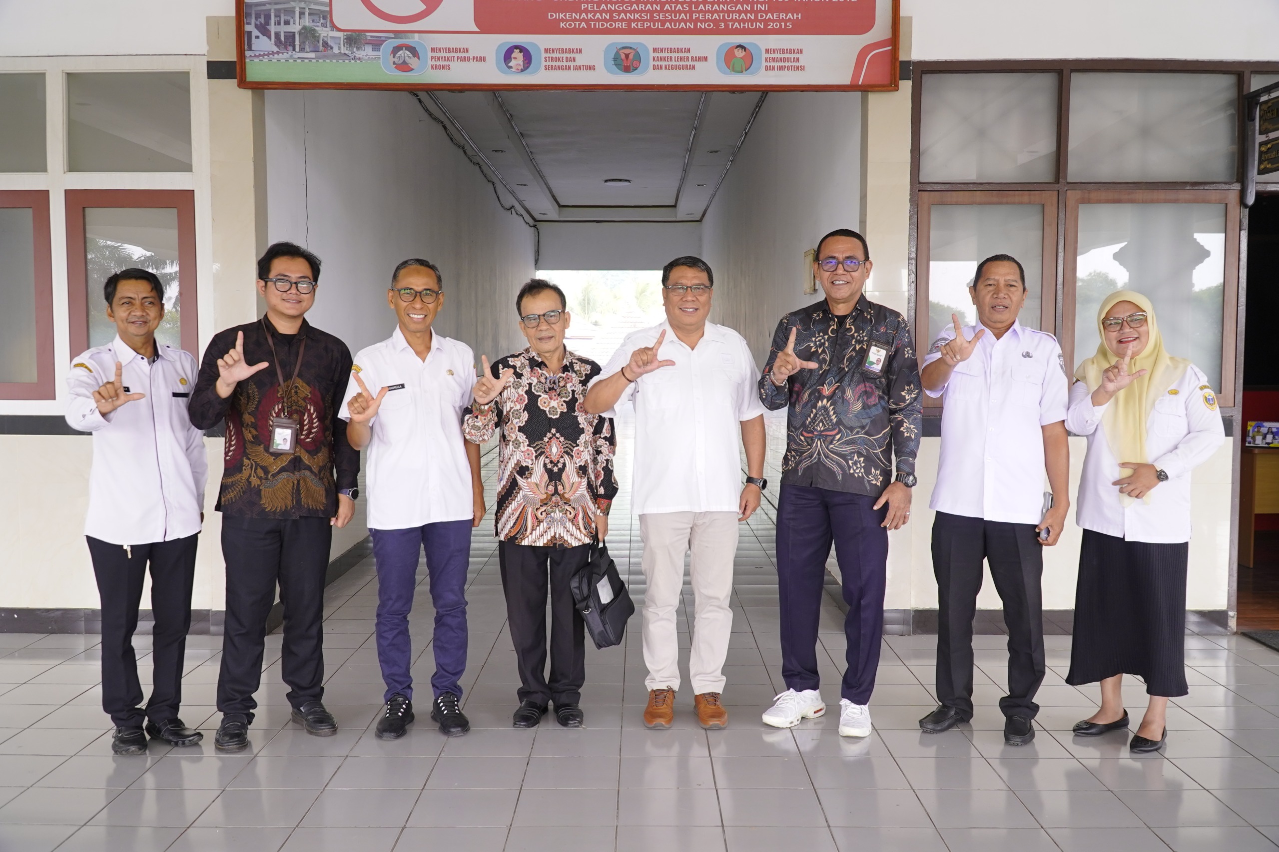 Sekda Tidore Terima Tim Akreditasi Perpusnas, Dorong Peningkatan Standar Perpustakaan Daerah 39 Sekda Tidore Terima Tim Akreditasi Perpusnas, Dorong Peningkatan Standar Perpustakaan Daerah.