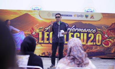Ahmad Laiman Buka Art Performance Legu-Legu 2.0 Tahun 2026 di Pantai Tugulufa.