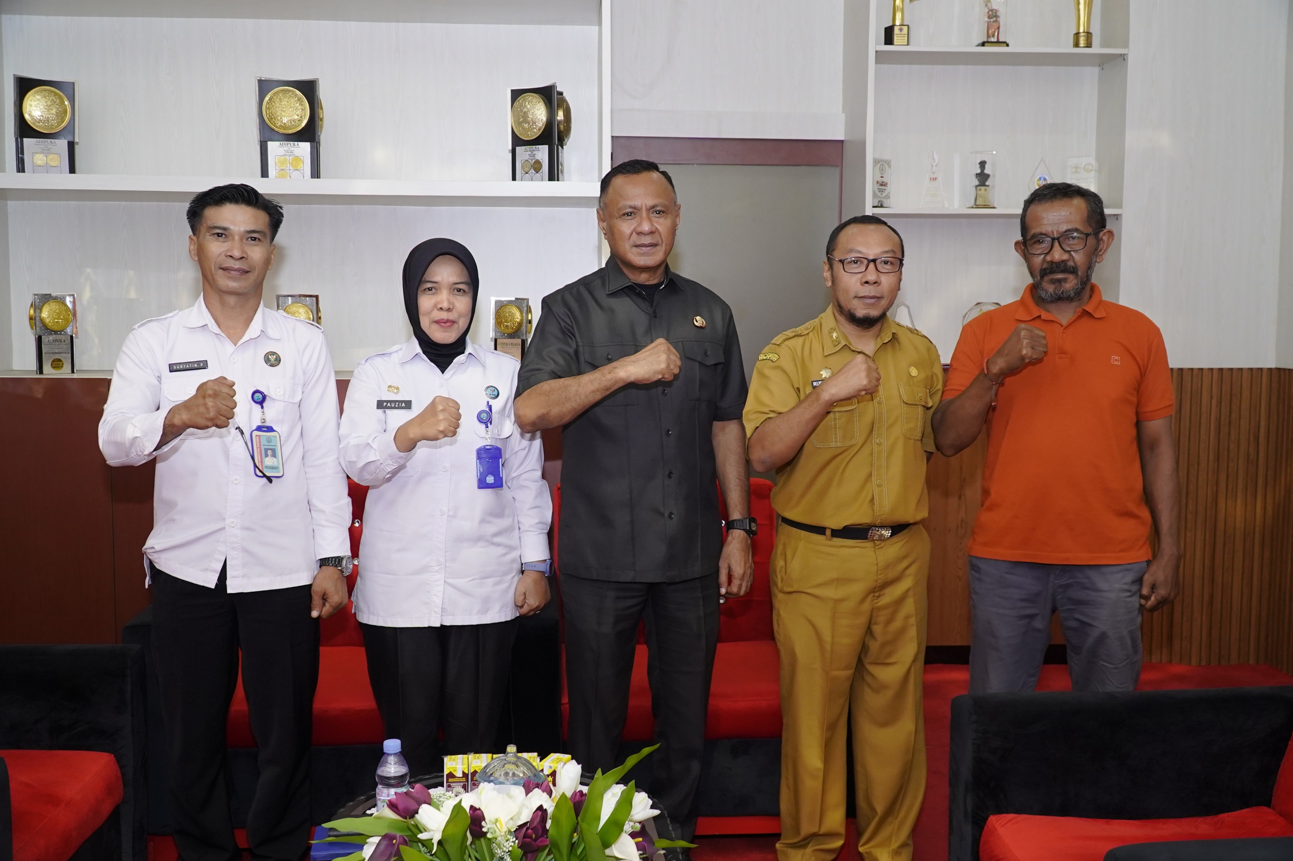Wali Kota Tidore Terima Kunjungan Kepala BNN Baru, Perkuat Sinergi Pemberantasan Narkoba 39 Wali Kota Tidore Terima Kunjungan Kepala BNN Baru, Perkuat Sinergi Pemberantasan Narkoba.